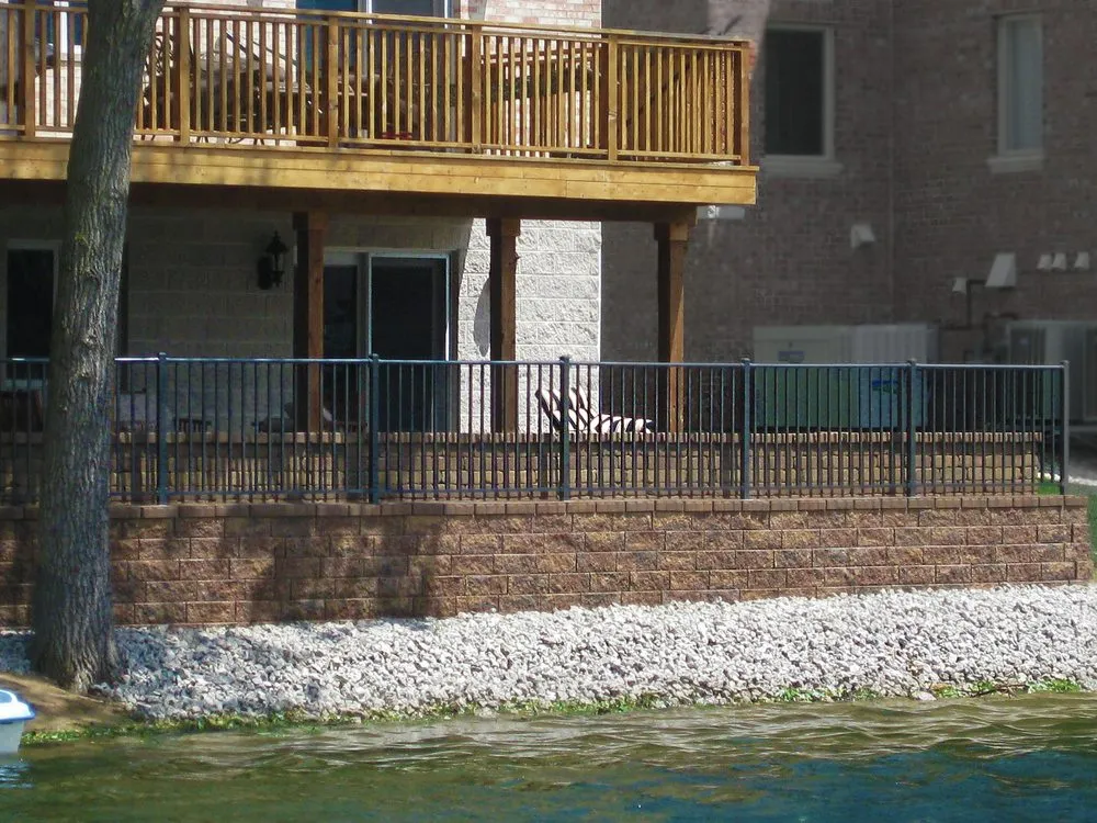 Reliable lawn mowing service in Des Plaines, IL by Desmond Landscape