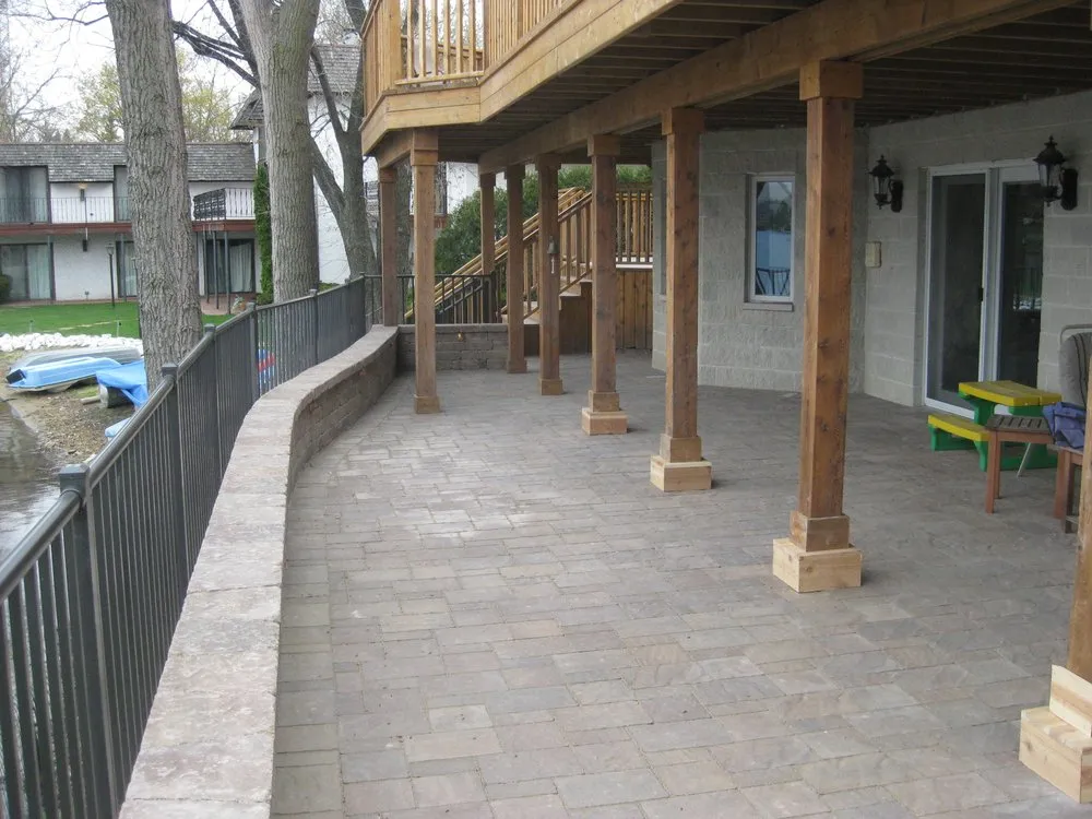 Custom landscaping services with custom design across Des Plaines, IL - Desmond Landscape