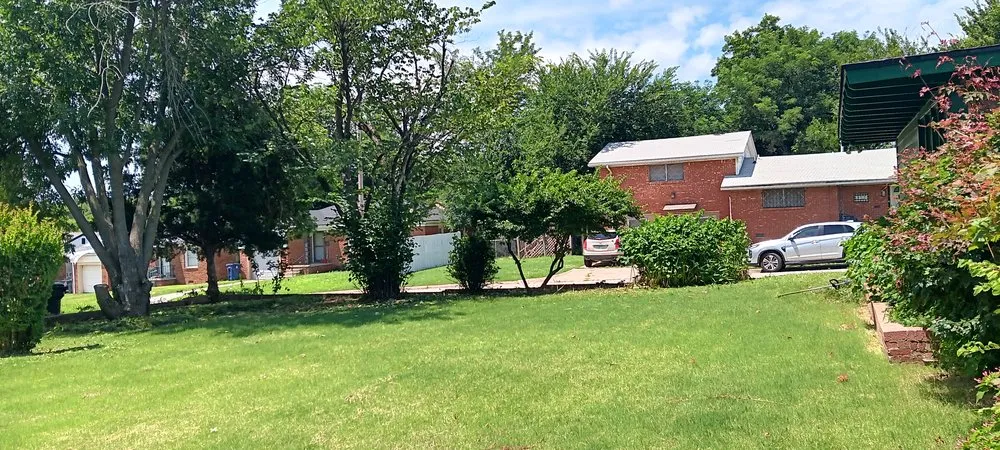 Expert outdoor landscaping for homes across Oklahoma City, OK - Desparza Lawn Service