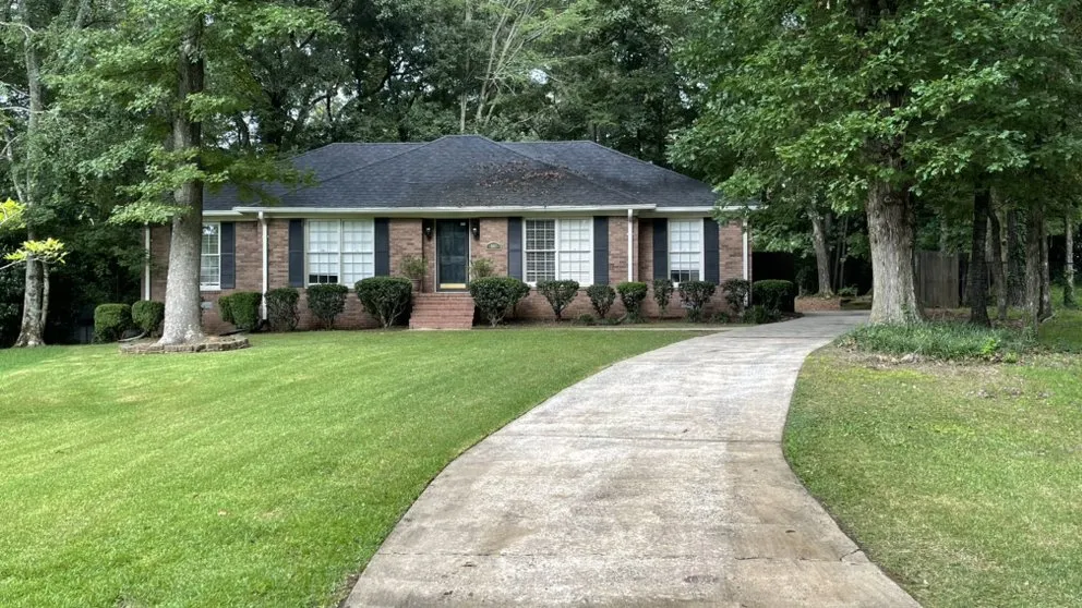 Affordable lawn care service experts serving Macon, GA - Destined Lawn Care