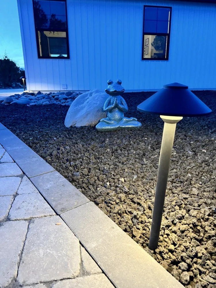 Reliable lawn care service experts serving Enoch, UT - Detailed Landscaping