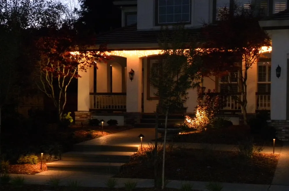 Custom garden landscaping in Petaluma, CA by Details Landscape Art