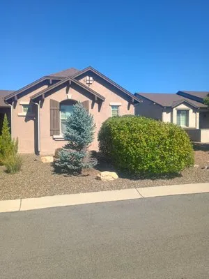 Determination Landscape Maintenance Logo