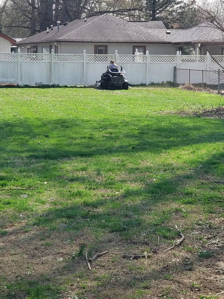 Affordable residential landscaping for beautiful yards in Brandenburg, KY by DeTray's Lawn & Landscaping