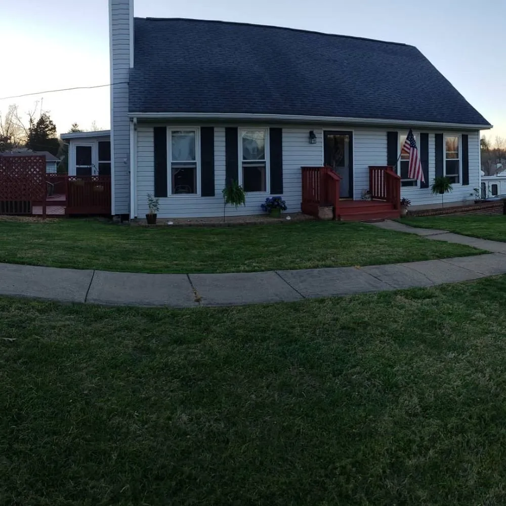 Expert outdoor landscaping in Brandenburg, KY - DeTray's Lawn & Landscaping