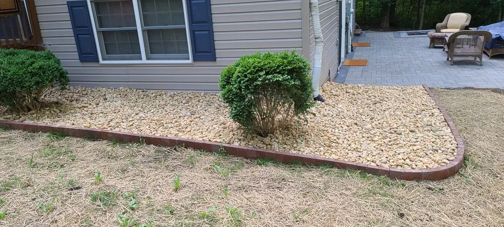 Trusted yard cleanup service for outdoor upgrades across Spotsylvania, VA - Deuces Garden and Patio Creations