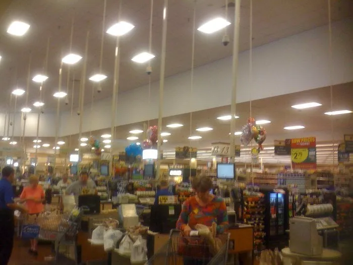 Professional lawn mowing service experts serving Spotsylvania, VA - Deuces Garden and Patio Creations