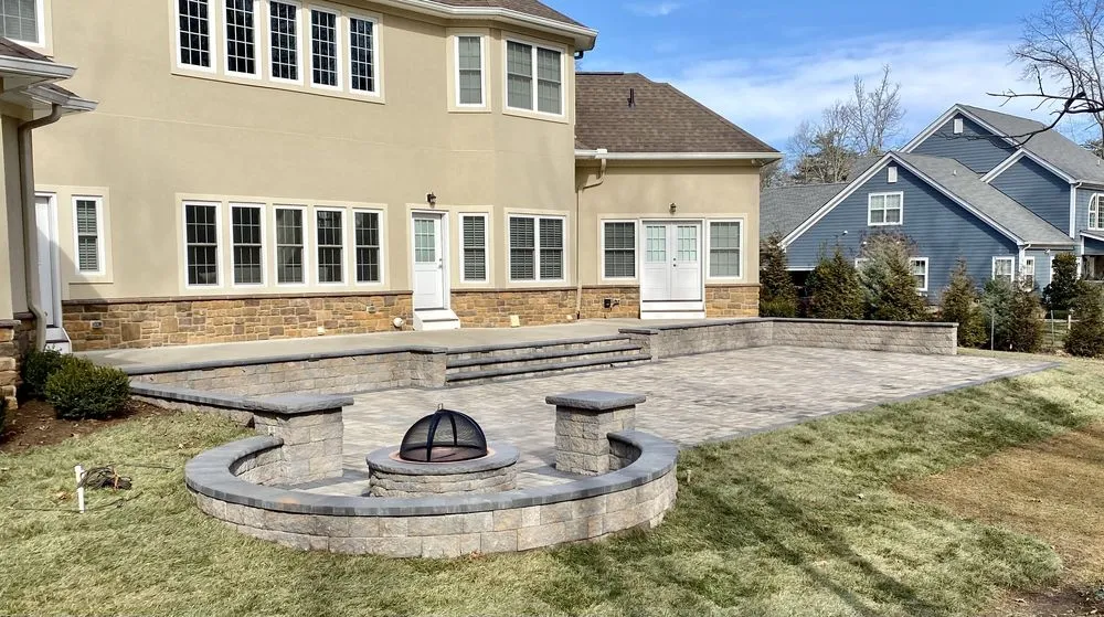 Professional lawn mowing service in Spotsylvania, VA by Deuces Garden and Patio Creations