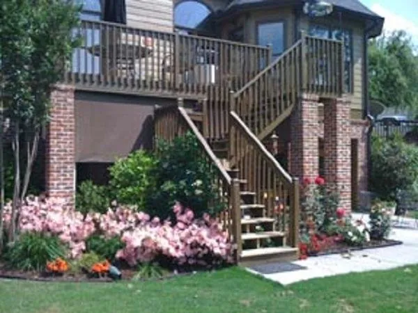 Professional yard maintenance in Escondido, CA by Devana Landscape