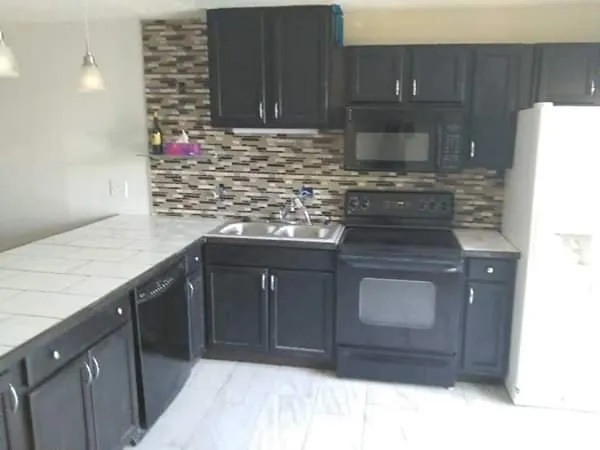 Reliable lawn care service experts serving Pueblo, CO - Devanna's Helping Hands