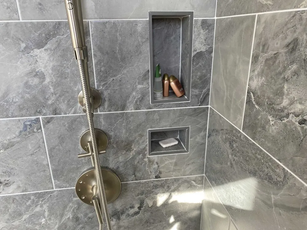 Top-rated residential landscaping for year-round maintenance in Roseville, CA by Devil Mountain