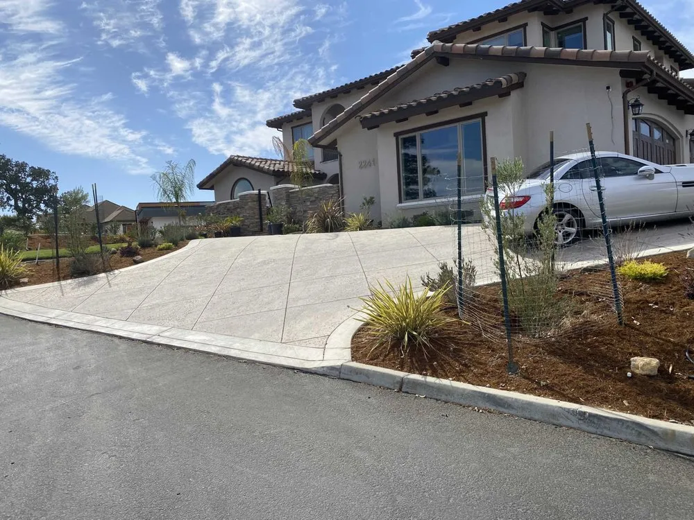 Professional outdoor landscaping for homes in Roseville, CA by Devil Mountain