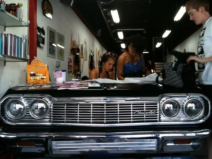 Top-rated lawn mowing service with custom design in Houston, TX by Devin Landscapes