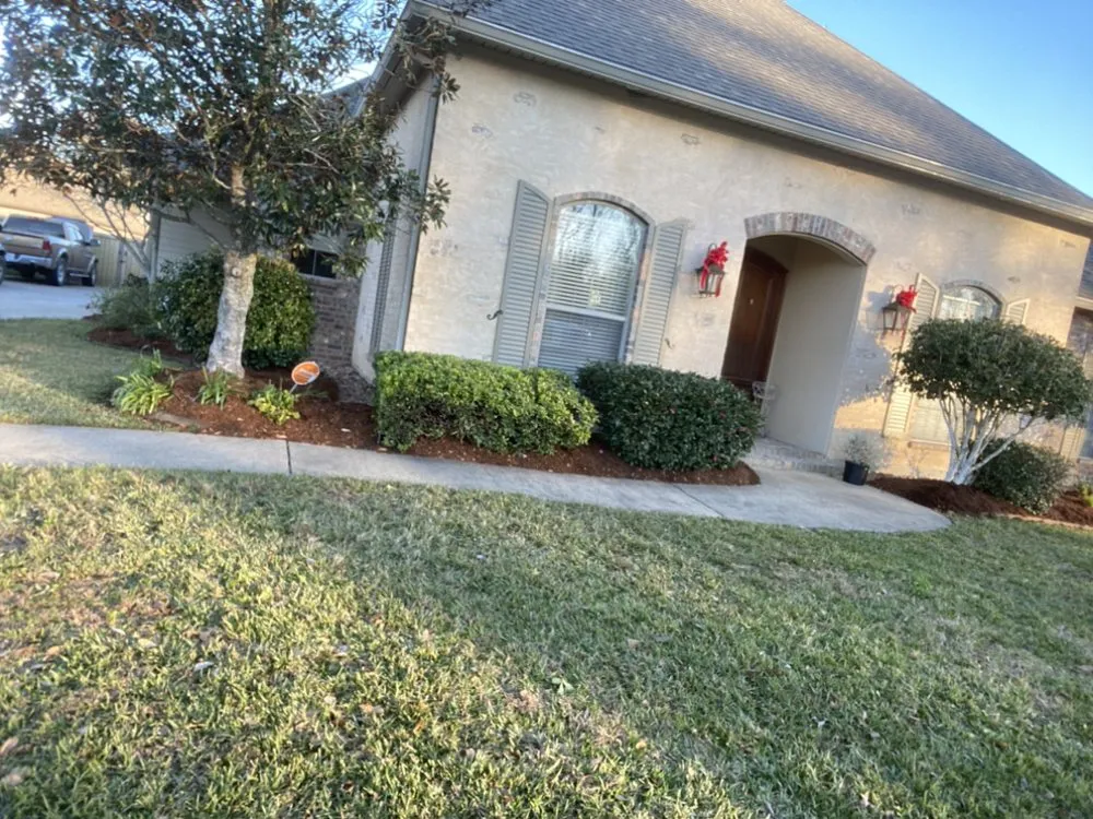 Local lawn care service experts serving Opelousas, LA - Devin Property Management