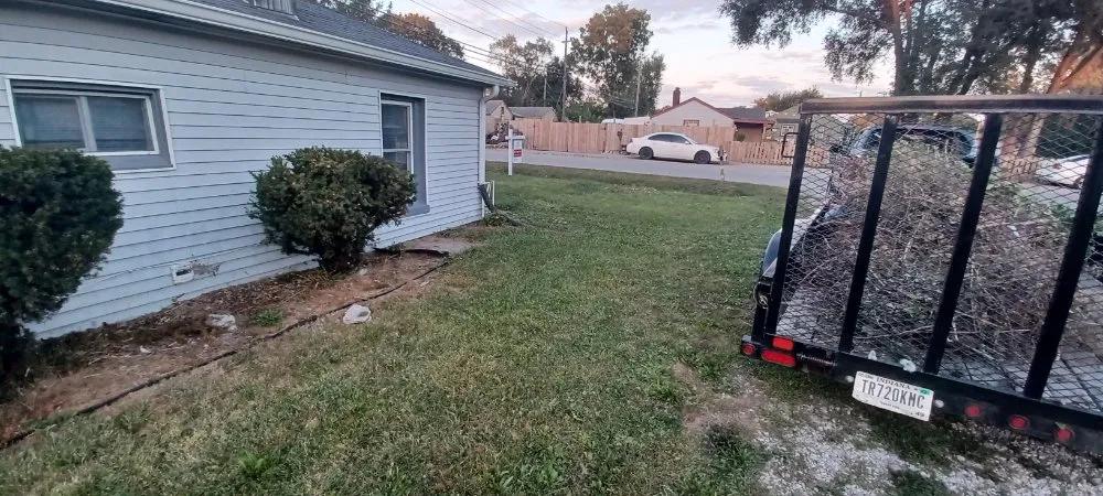 Professional lawn care service with custom design across Indianapolis, IN - Devine Prestige Lawn Care