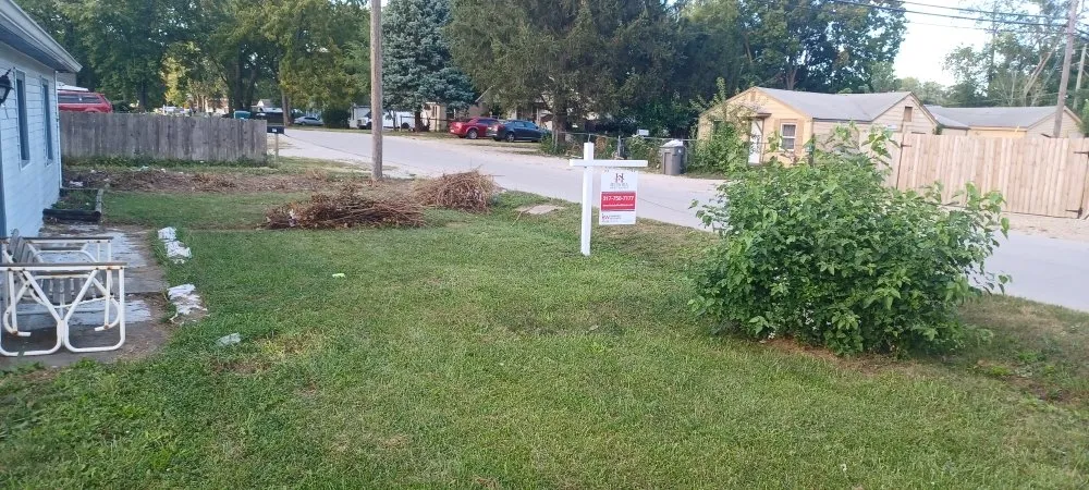 Top-rated yard maintenance experts serving Indianapolis, IN - Devine Prestige Lawn Care