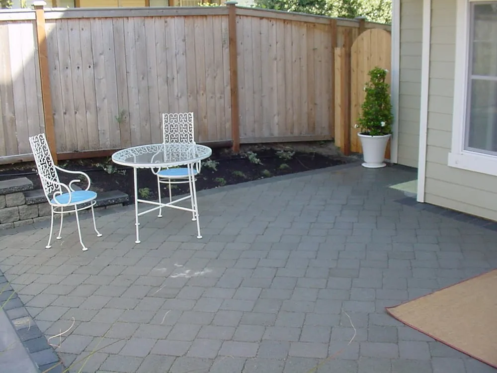 Custom garden landscaping experts serving Seattle, WA - Devonshire Landscapes
