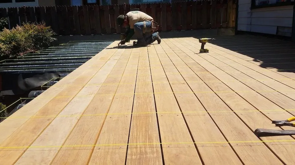 Expert lawn mowing service experts serving Seattle, WA - Devonshire Landscapes