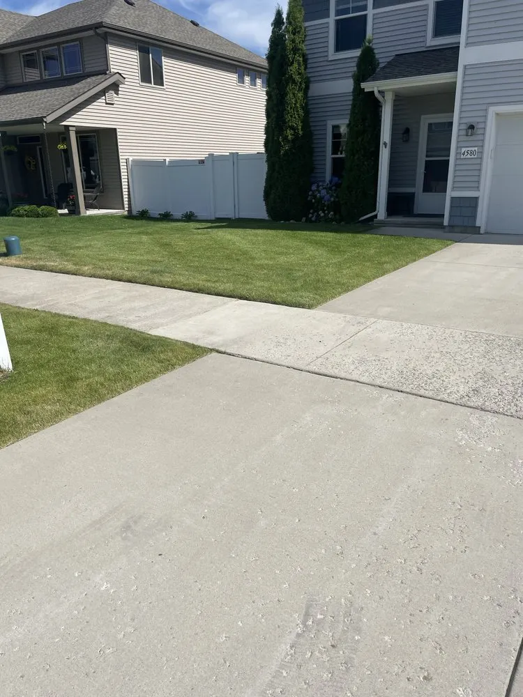 Local garden landscaping in Dalton Gardens, ID by DEW Lawncare and Property Services