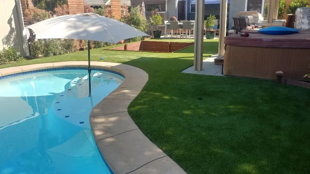 Professional yard maintenance experts serving Mentone, CA - Dew point irrigation and garden solutions