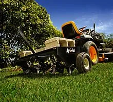 Dew Right Lawn Care Logo