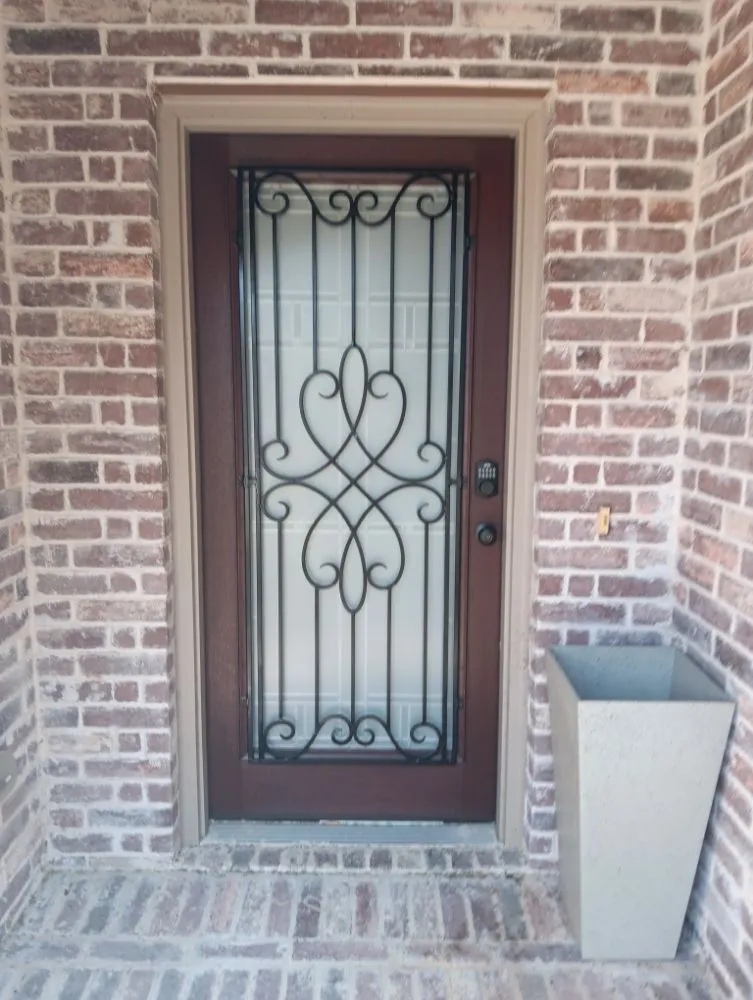 Reliable yard cleanup service in Denton, TX by Dewayne's Property Management