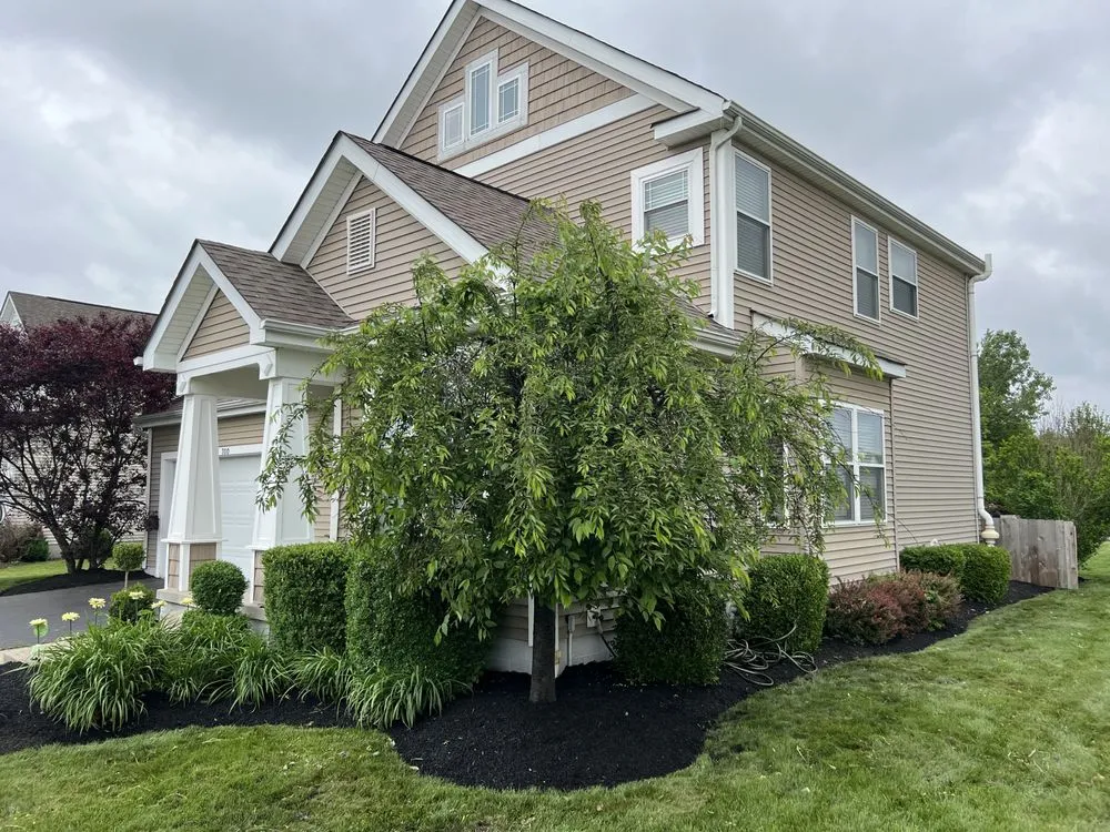 Top-rated garden landscaping experts serving Pataskala, OH - Dewhurst Landscaping & Lawncare