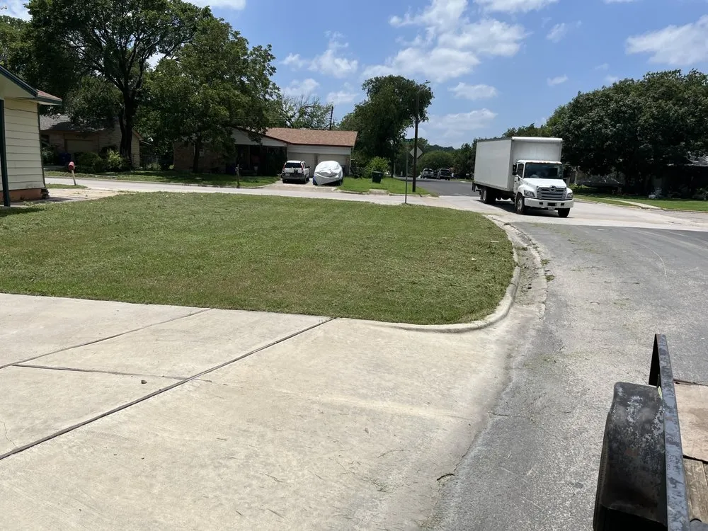 Affordable landscape installation for beautiful yards across Killeen, TX - Dexterous hands