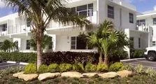 Custom yard maintenance for homes across Fort Lauderdale, FL - Dezzutti Land And Aquascape
