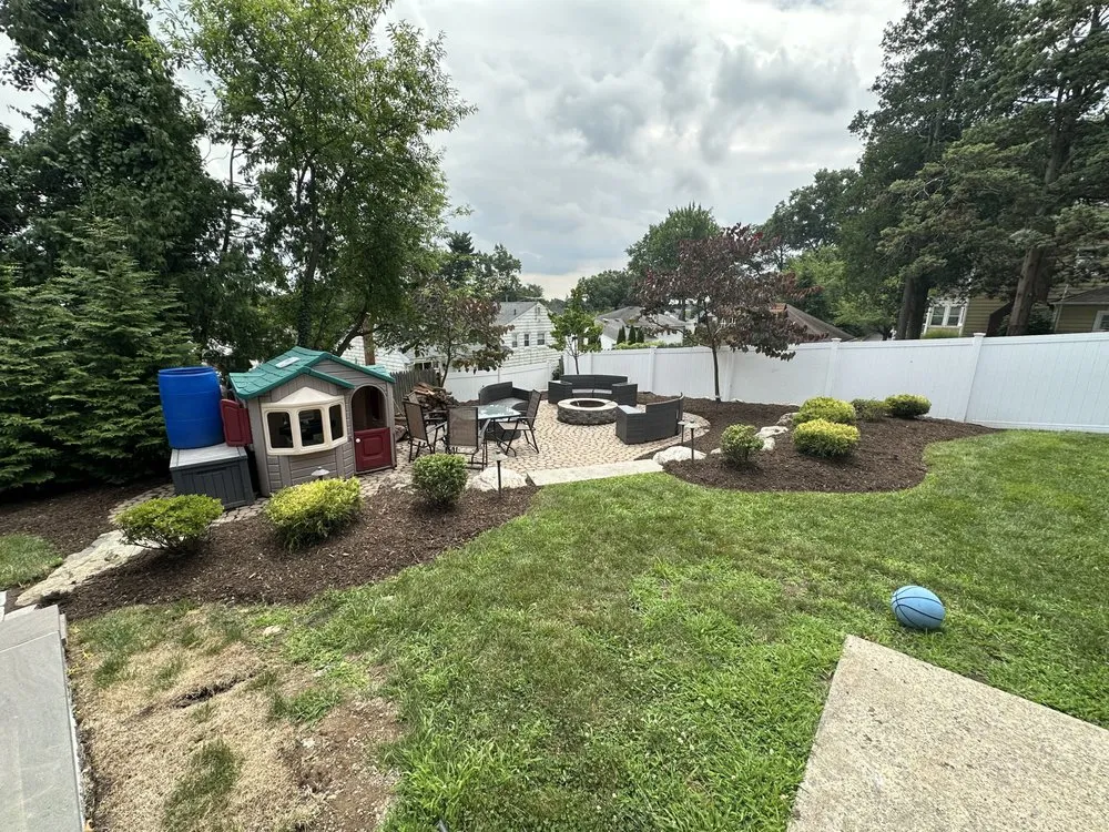 Professional residential landscaping in Westwood, NJ - D&F Landscaping