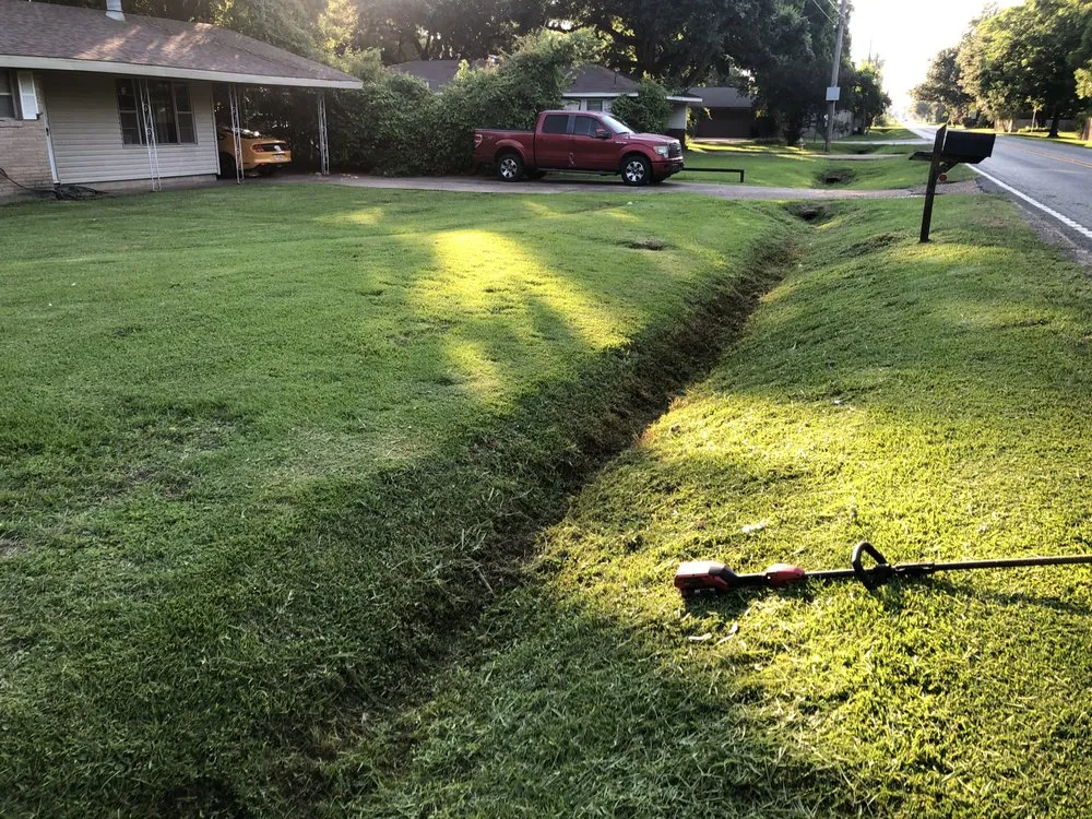 Professional residential landscaping experts serving Pineville, LA - DFG Landscaping