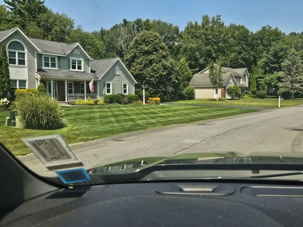 Reliable yard cleanup service in Schenectady, NY - DFJ Landscaping