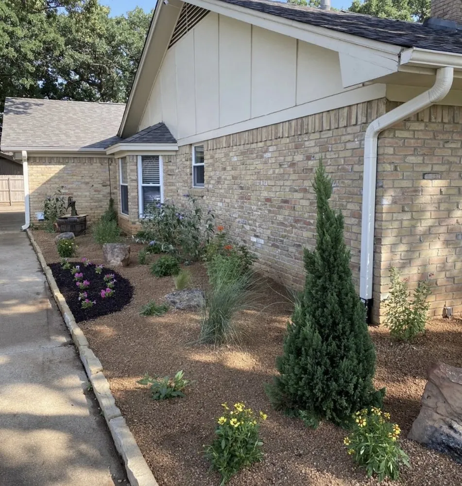 Affordable yard maintenance experts serving Dallas, TX - DFW Blum Landscape
