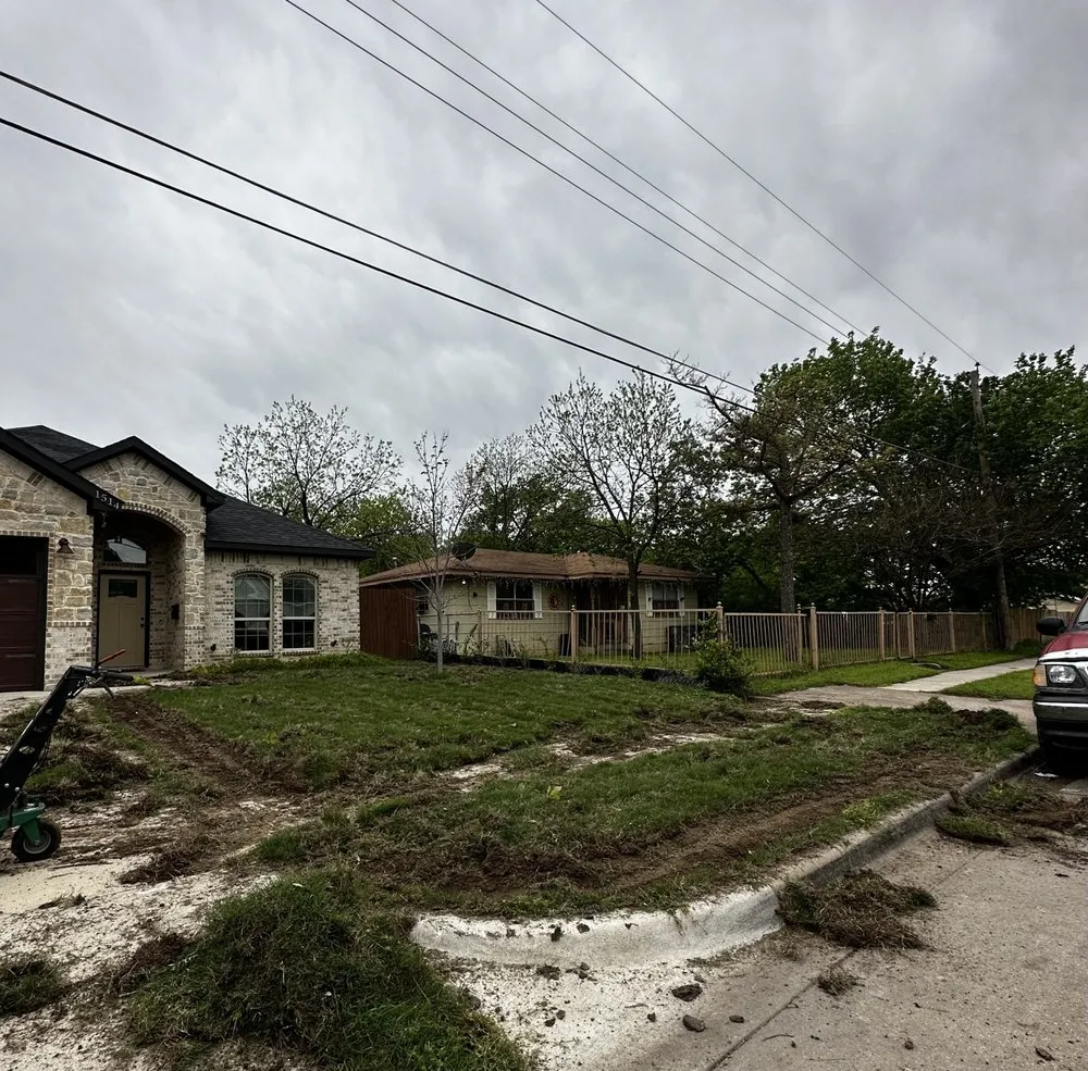 Expert landscape installation experts serving Dallas, TX - DFW Blum Landscape