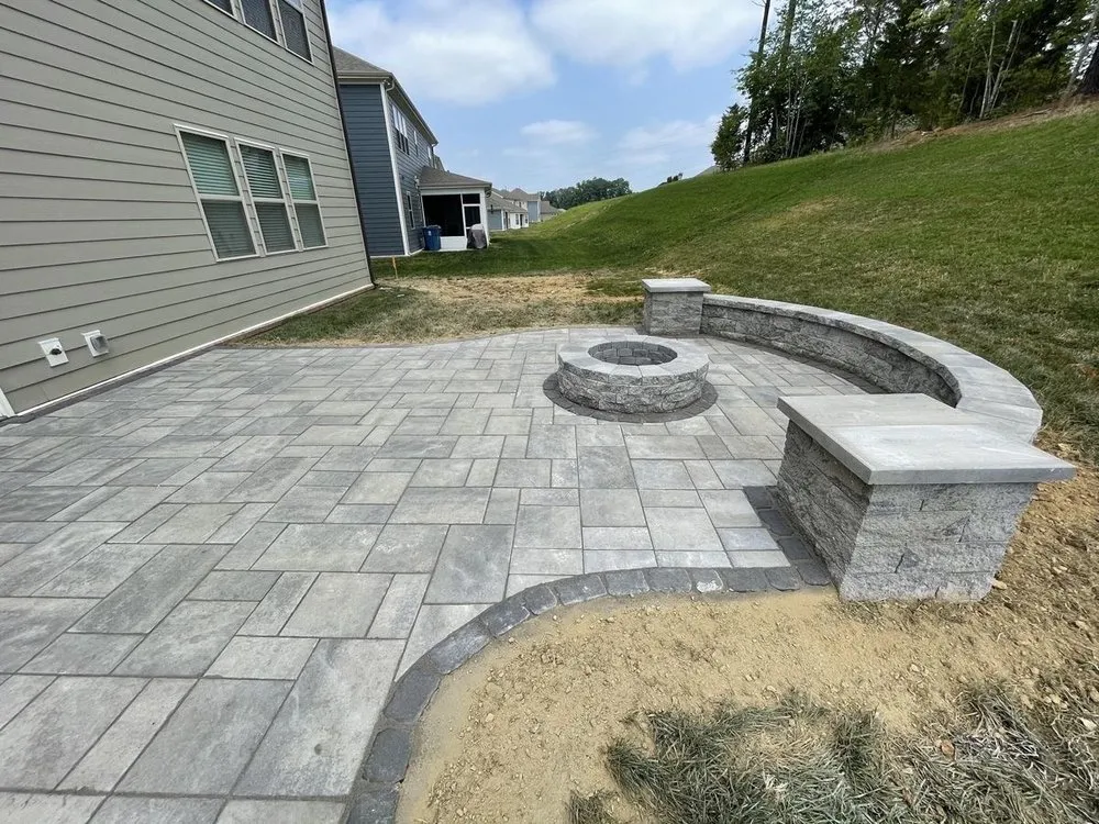 Custom lawn mowing service experts serving Dallas, TX - DFW Finest Hardscaping