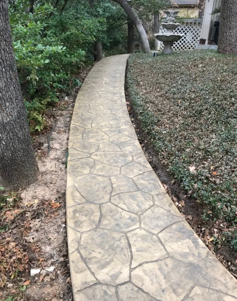 Top-rated residential landscaping experts serving Garland, TX - DFW Modesto's Concrete