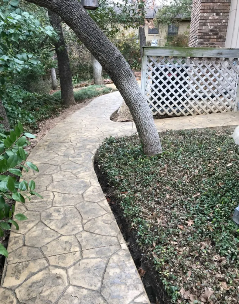 Expert yard maintenance in Garland, TX - DFW Modesto's Concrete