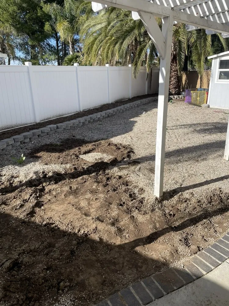 Local yard maintenance in Jurupa Valley, CA by D&G Landscaping & Tree Service