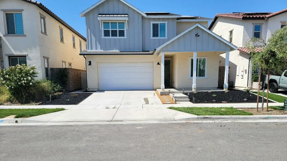 Local yard cleanup service in Jurupa Valley, CA by D&G Landscaping & Tree Service