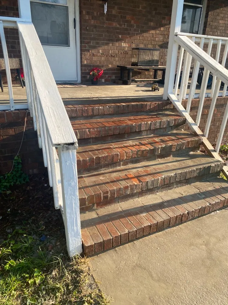 Expert landscape installation experts serving Goldsboro, NC - D&G Landscaping And Pressure Washing