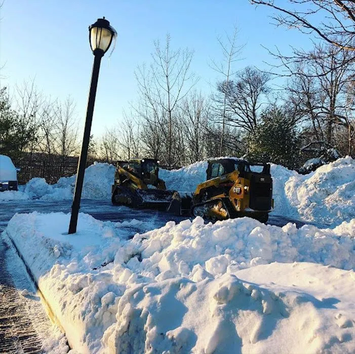 Local lawn care service in Tewksbury, MA - D&G Landscaping