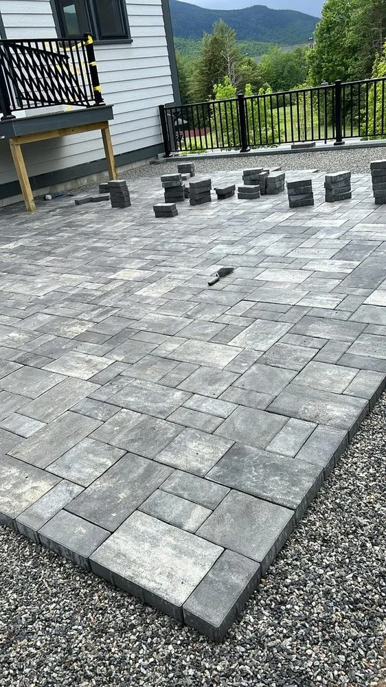 Custom residential landscaping experts serving Lowell, MA - D&G Masonry and Stoneworks