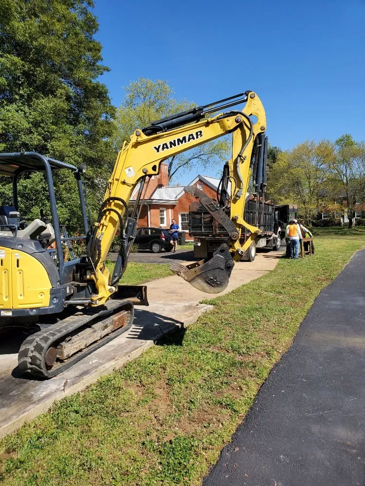 Reliable yard cleanup service for residential properties in Chester, VA by D&G Multi Services