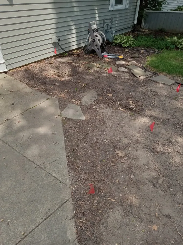 Custom landscaping services in Kendallville, IN - D&G Quality Lawn Care