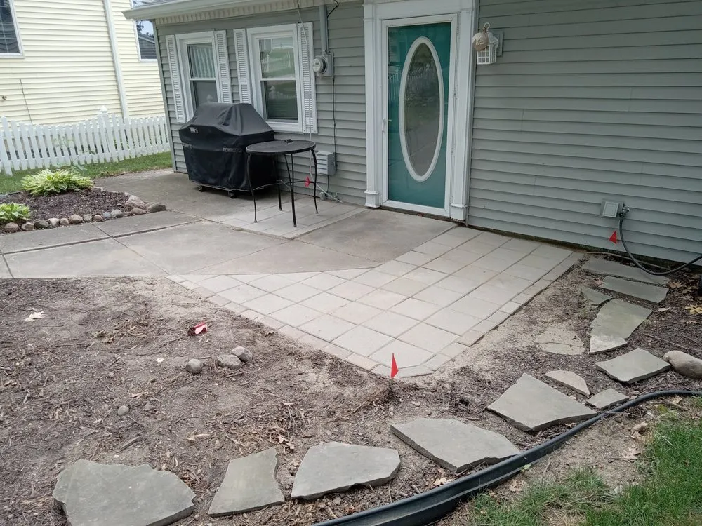 Professional landscape installation experts serving Kendallville, IN - D&G Quality Lawn Care