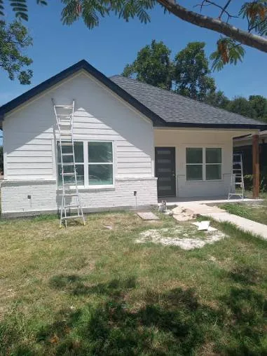 Professional yard maintenance experts serving Mesquite, TX - DG Remodeling