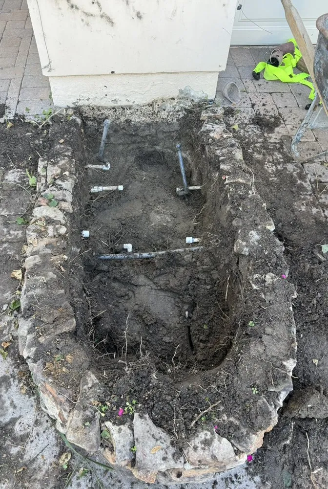 Custom yard maintenance experts serving Thousand Palms, CA - Dg's Landscape