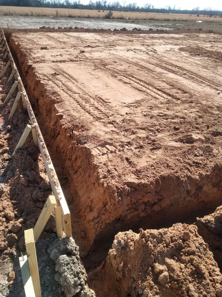 Reliable outdoor landscaping experts serving Lake Charles, LA - DGT's Services