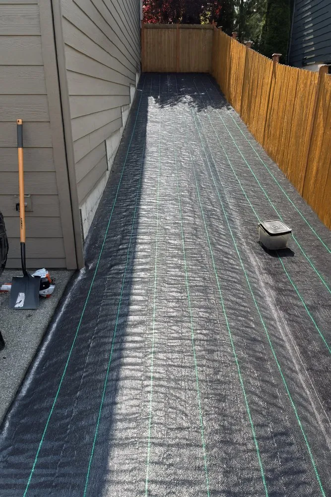 Local landscaping services for year-round maintenance across Seattle, WA - DH Hauling and Demo