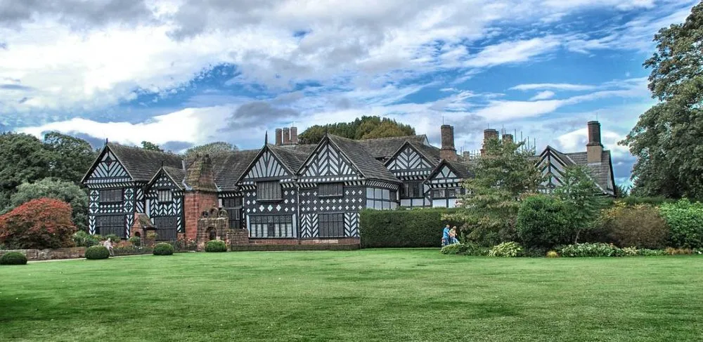 Affordable lawn mowing service for year-round maintenance across Middleburg, FL - D&H Jax Service